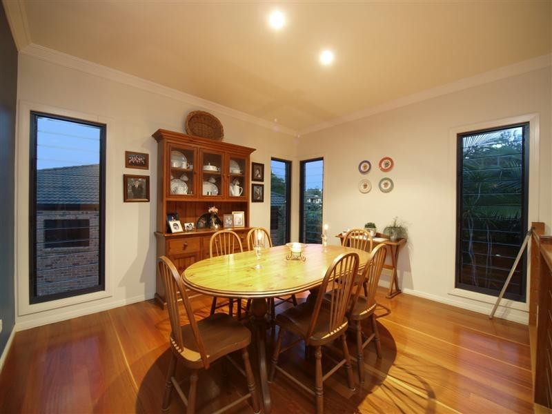 8 BIRCH CRT, Albany Creek QLD 4035