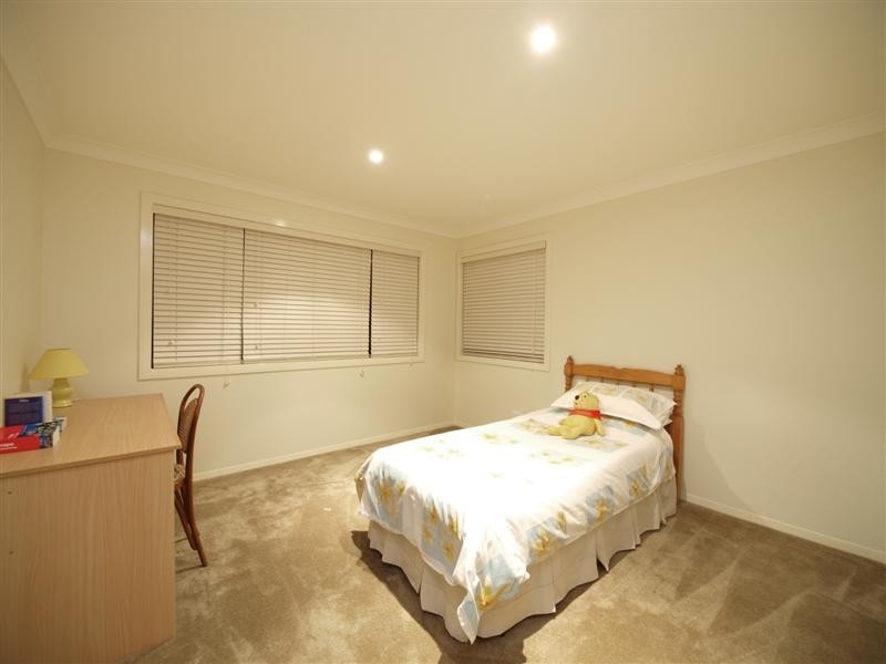 8 BIRCH CRT, Albany Creek QLD 4035