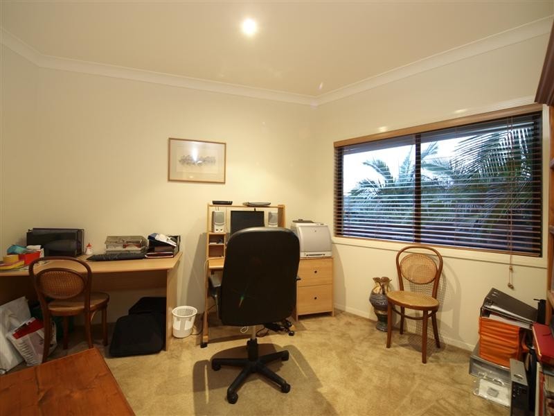 8 BIRCH CRT, Albany Creek QLD 4035