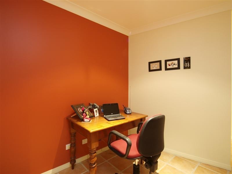 8 BIRCH CRT, Albany Creek QLD 4035