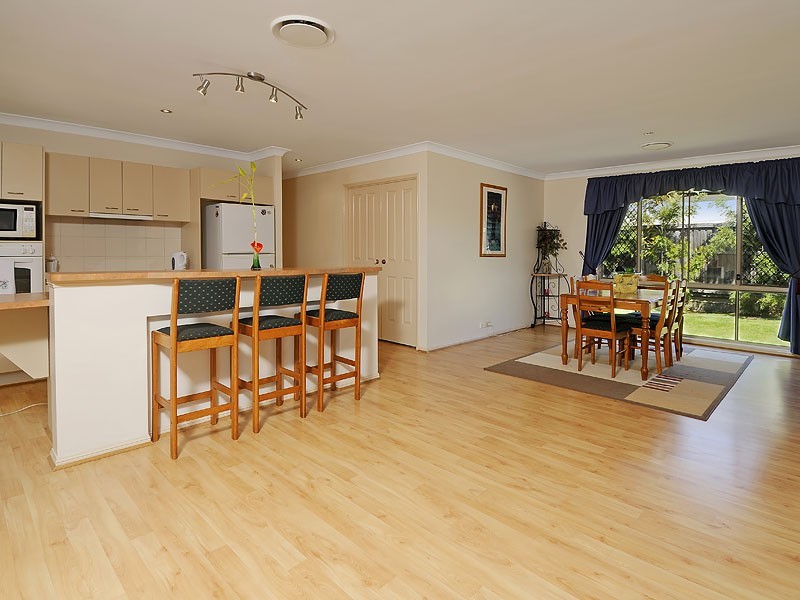 8 Octantis Court, Bridgeman Downs QLD 4035