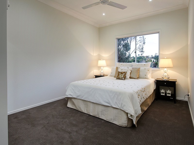 6 Melia Court, Eatons Hill QLD 4037