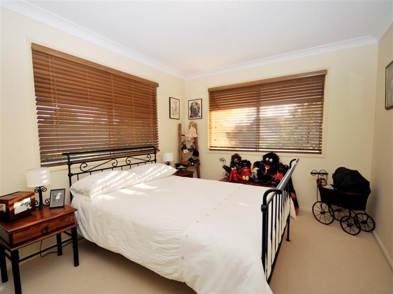 7 Jessica Court, Eatons Hill QLD 4037