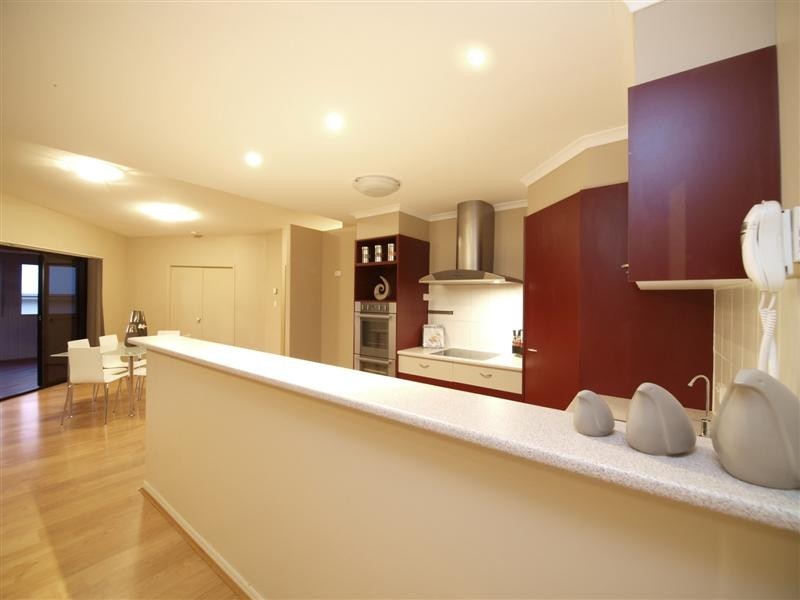 18 Alberic Court, Eatons Hill QLD 4037