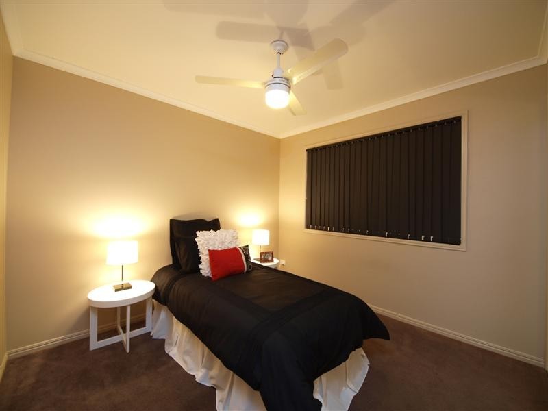 18 Alberic Court, Eatons Hill QLD 4037