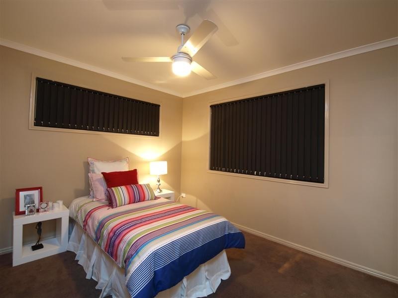 18 Alberic Court, Eatons Hill QLD 4037