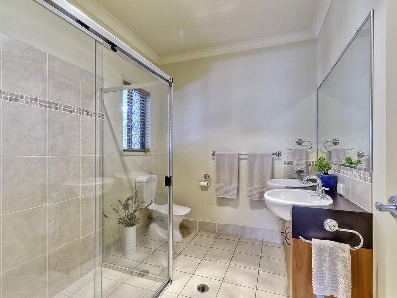 6 Homevale Close, North Lakes QLD 4509