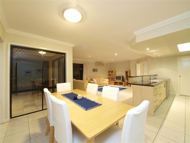 7 Meranti Crescent, Albany Creek QLD 4035