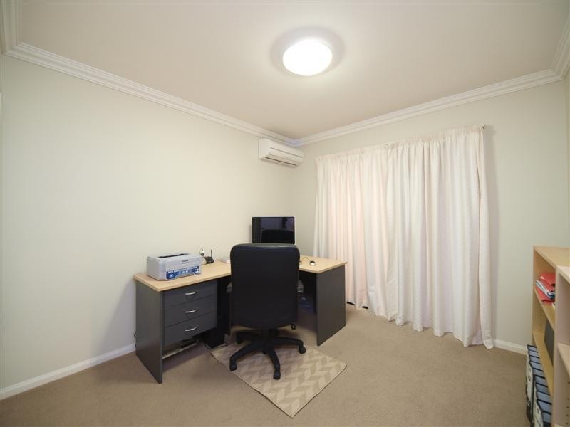 7 Meranti Crescent, Albany Creek QLD 4035