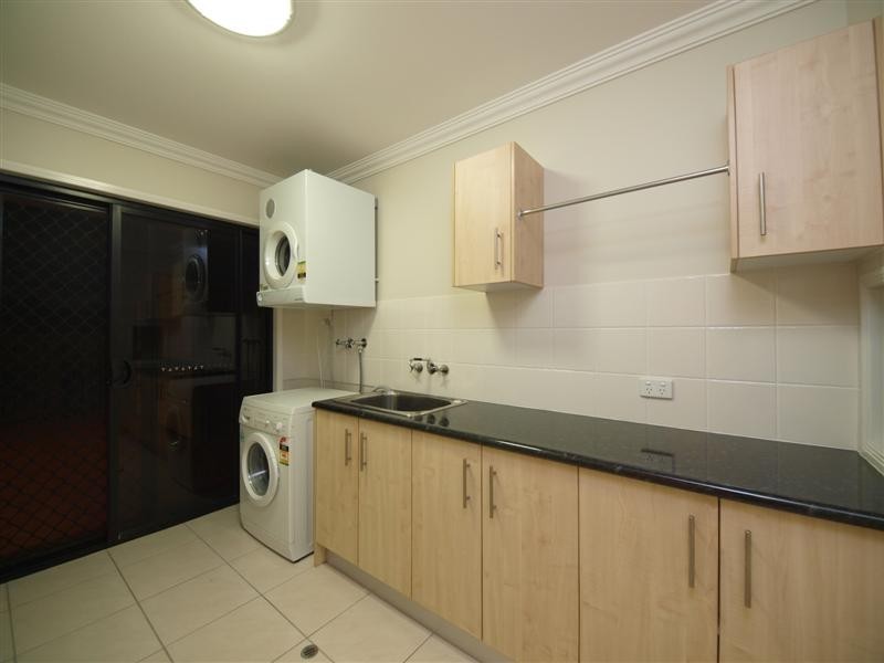 7 Meranti Crescent, Albany Creek QLD 4035