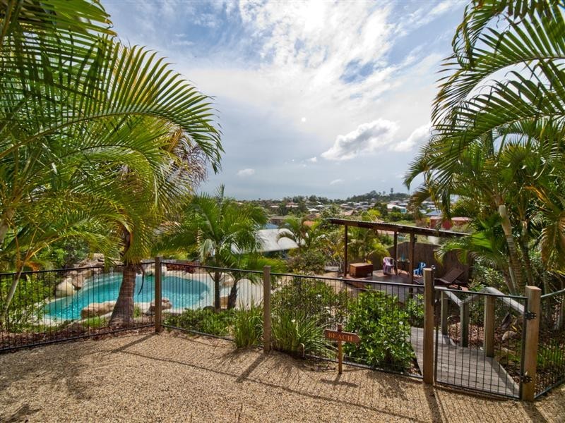 6 Laceflower Crescent, Eatons Hill QLD 4037