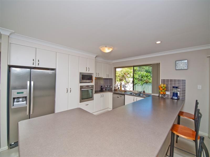 16 Lowai Court, Albany Creek QLD 4035