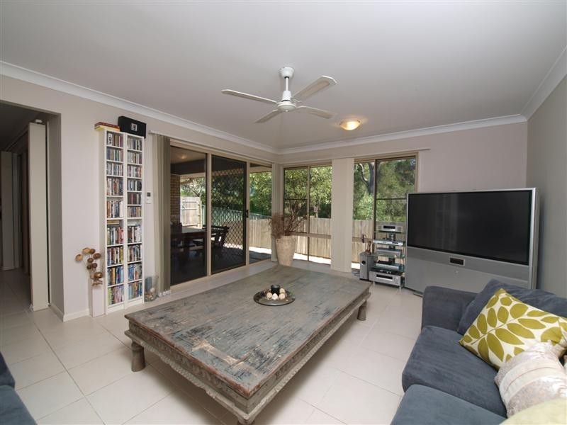 16 Lowai Court, Albany Creek QLD 4035