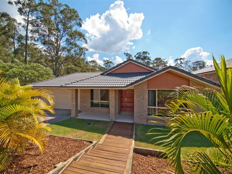 16 Lowai Court, Albany Creek QLD 4035