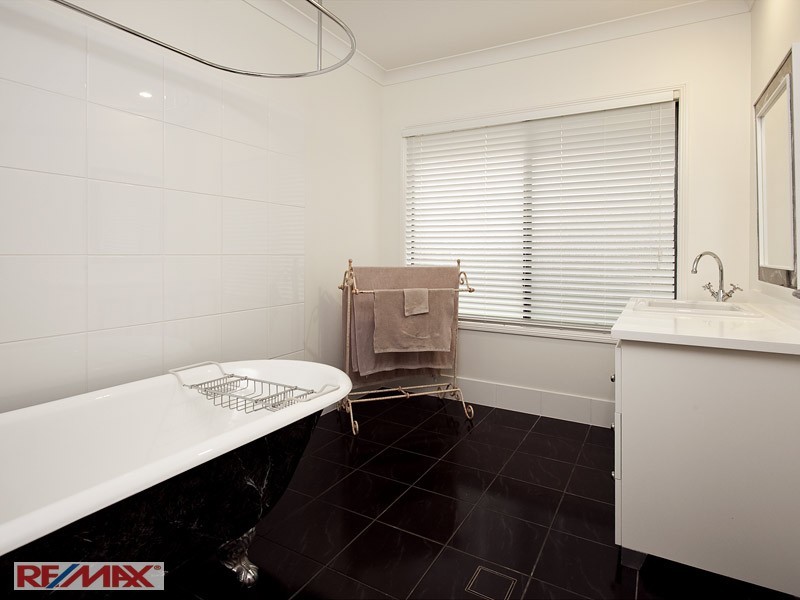 43 Tosca Street, Cashmere QLD 4500