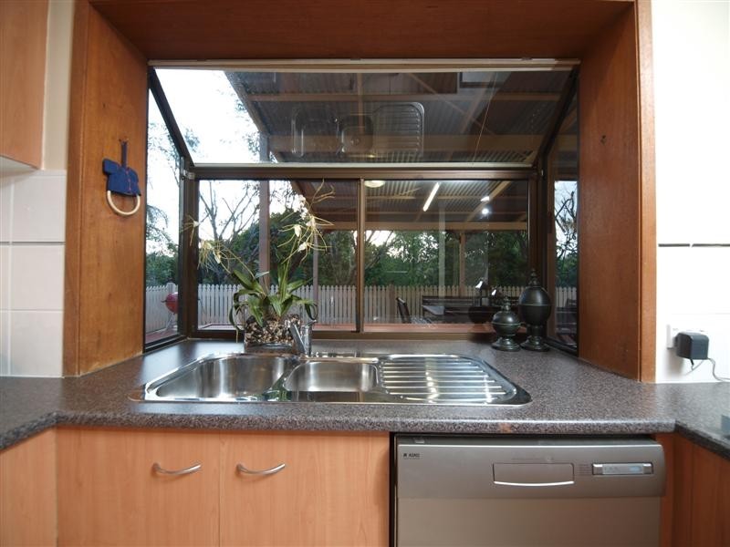 50  TANAGER ST, Albany Creek QLD 4035