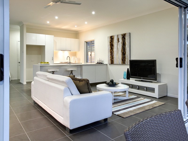 8 Melia Court, Eatons Hill QLD 4037