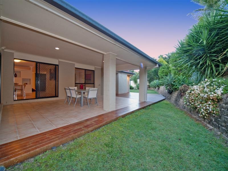 8 Blackbean Court, Albany Creek QLD 4035