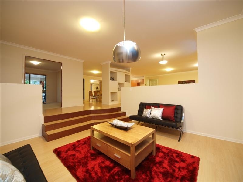 8 Blackbean Court, Albany Creek QLD 4035