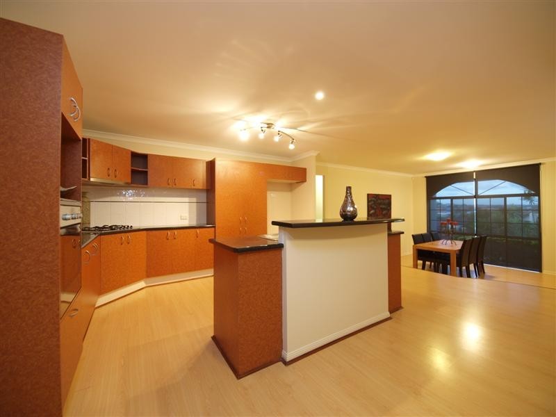 8 Blackbean Court, Albany Creek QLD 4035