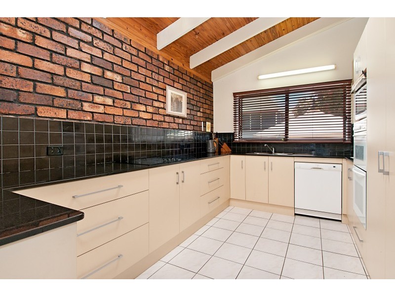 4 Mayer St, Mcdowall QLD 4053