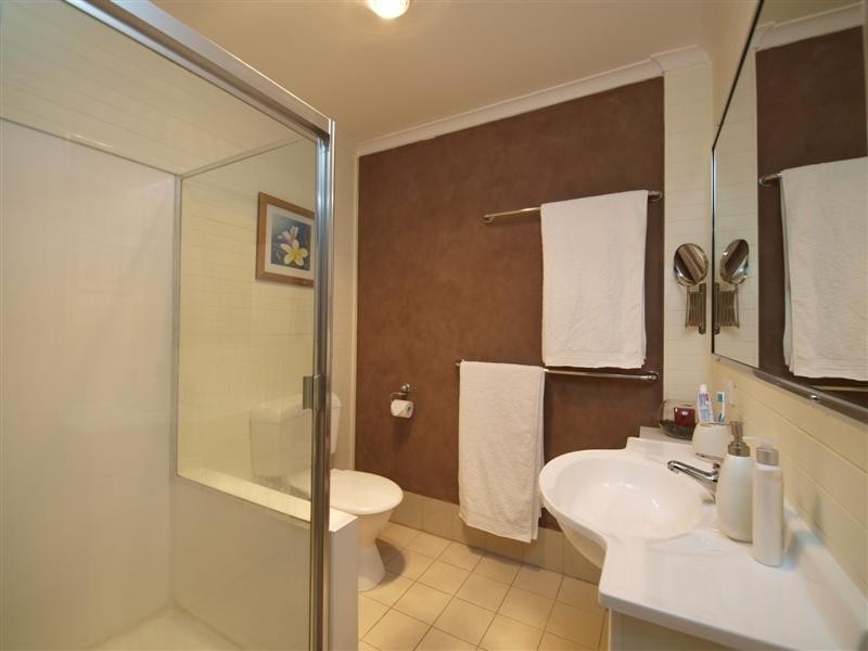 8 Darwin St, Aspley QLD 4034