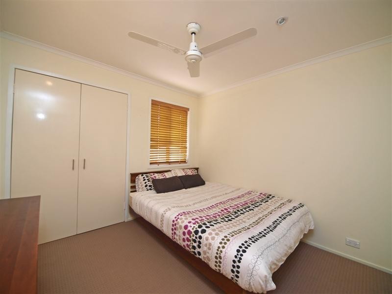 8 Darwin St, Aspley QLD 4034