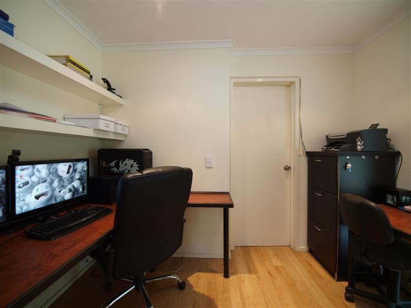 8 Darwin St, Aspley QLD 4034