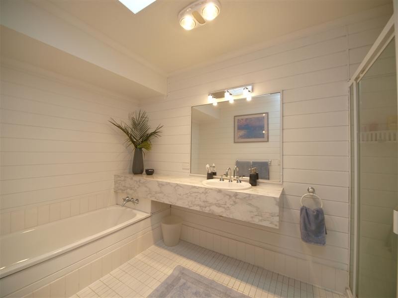 8 Darwin St, Aspley QLD 4034