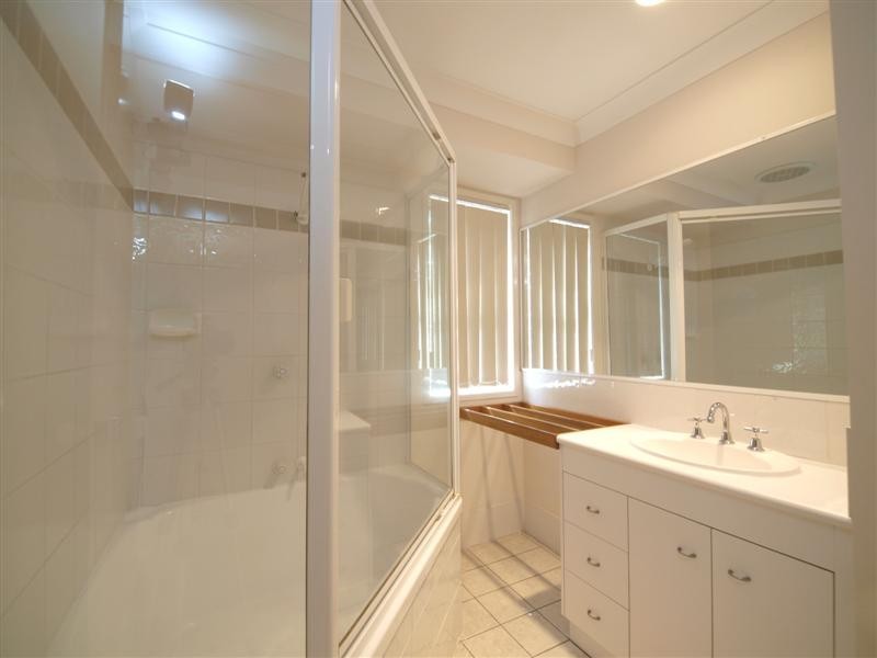 34 Minnelli Place, Mcdowall QLD 4053