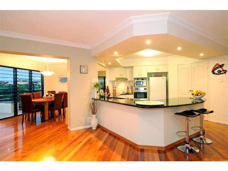 6 Taun Court, Albany Creek QLD 4035