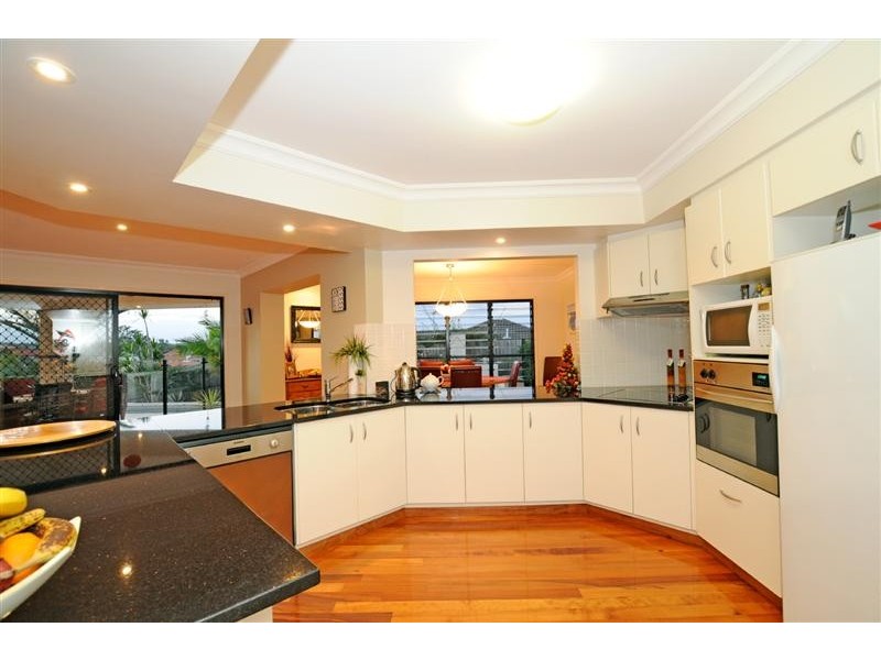 6 Taun Court, Albany Creek QLD 4035