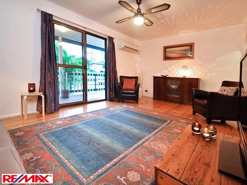 16 KILLARA CR, Petrie QLD 4502