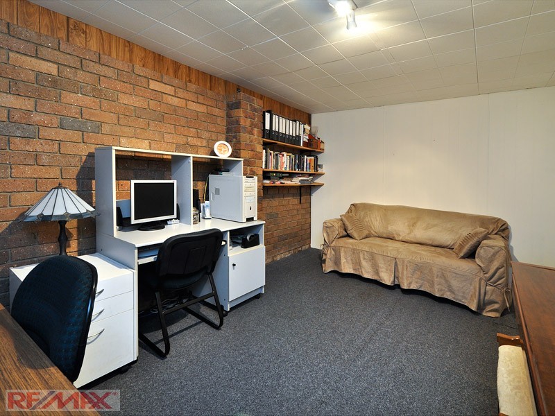 16 KILLARA CR, Petrie QLD 4502