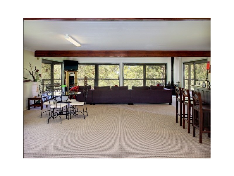 14 Buranda Road, Clear Mountain QLD 4500