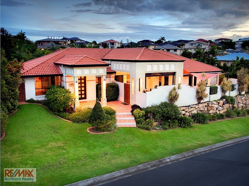 8 Meranti Crescent, Albany Creek QLD 4035