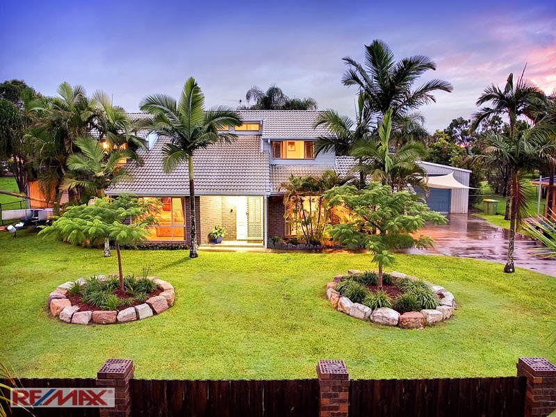 215  Francis Rd, Bray Park QLD 4500