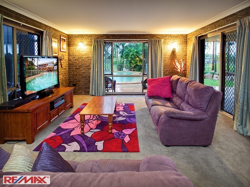 215  Francis Rd, Bray Park QLD 4500