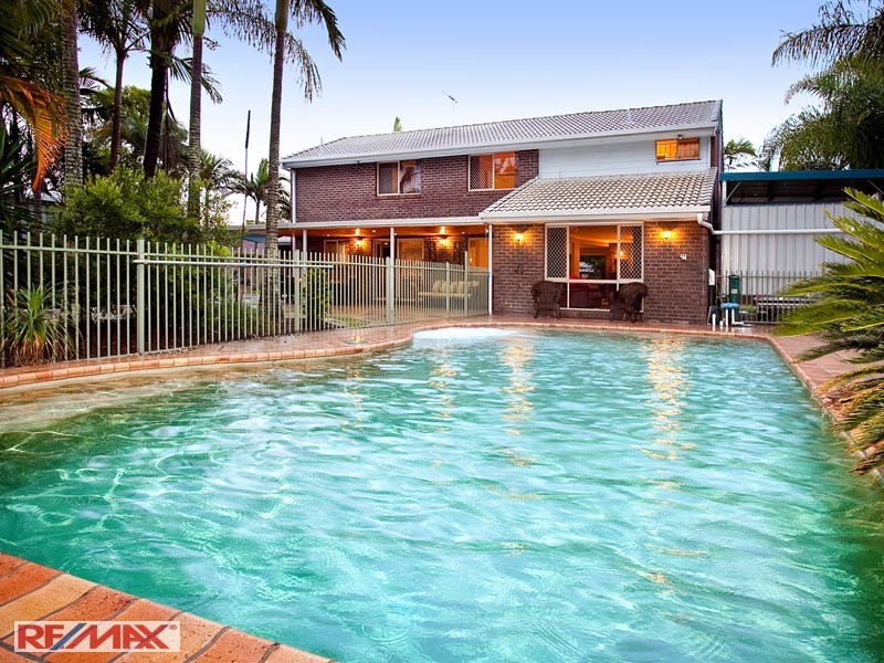 215  Francis Rd, Bray Park QLD 4500