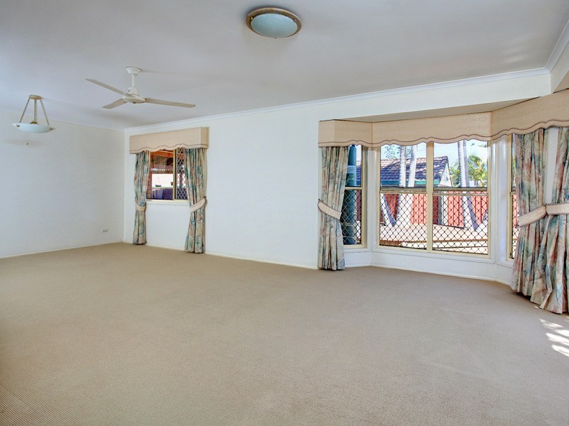 5 Finch Court, Albany Creek QLD 4035