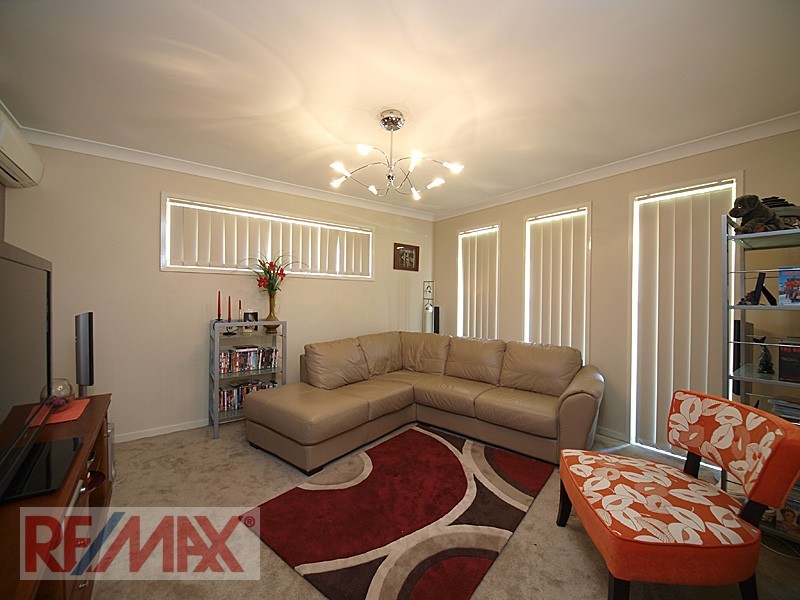 92 ODENSE STREET, Fitzgibbon QLD 4018