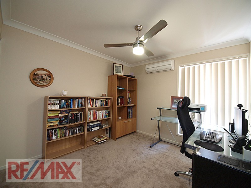 92 ODENSE STREET, Fitzgibbon QLD 4018