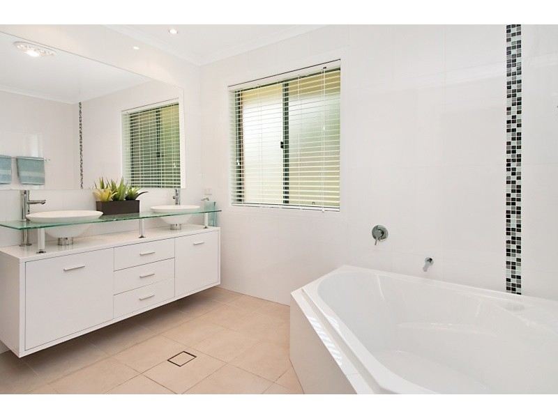 22 Arbour Street, Bridgeman Downs QLD 4035