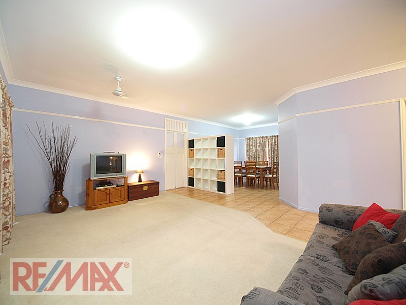 111 Saraband dve, Eatons Hill QLD 4037