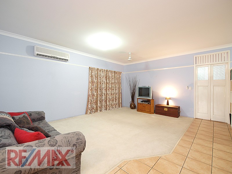 111 Saraband dve, Eatons Hill QLD 4037