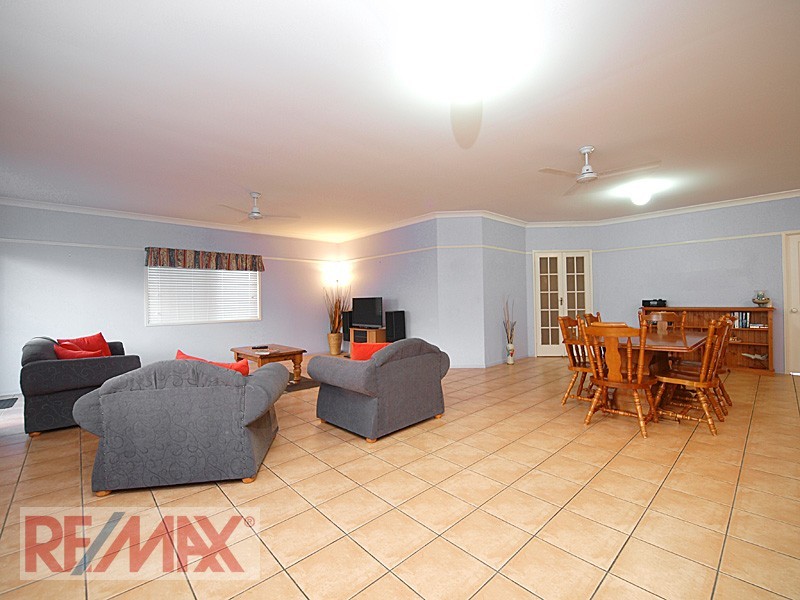 111 Saraband dve, Eatons Hill QLD 4037