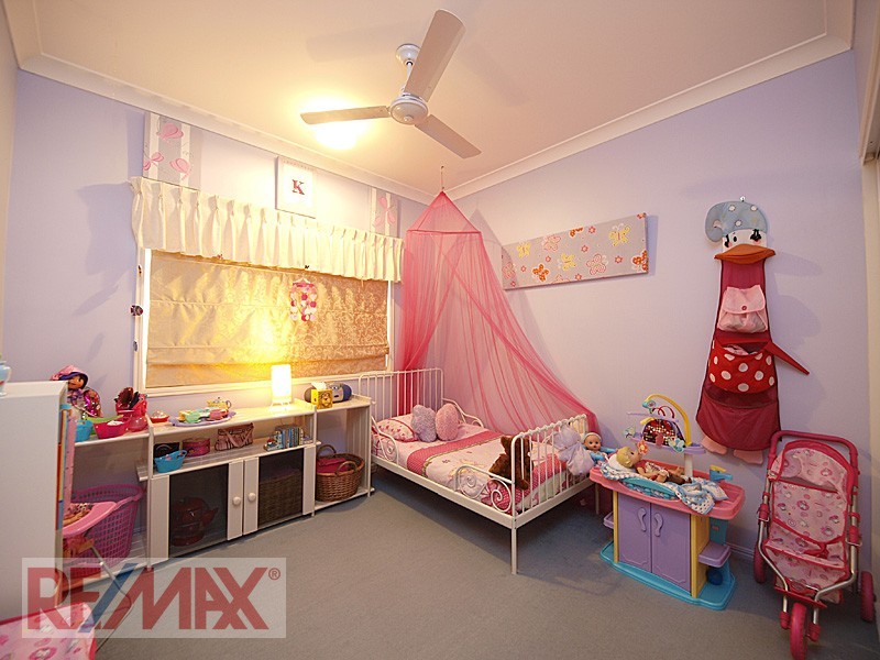 111 Saraband dve, Eatons Hill QLD 4037