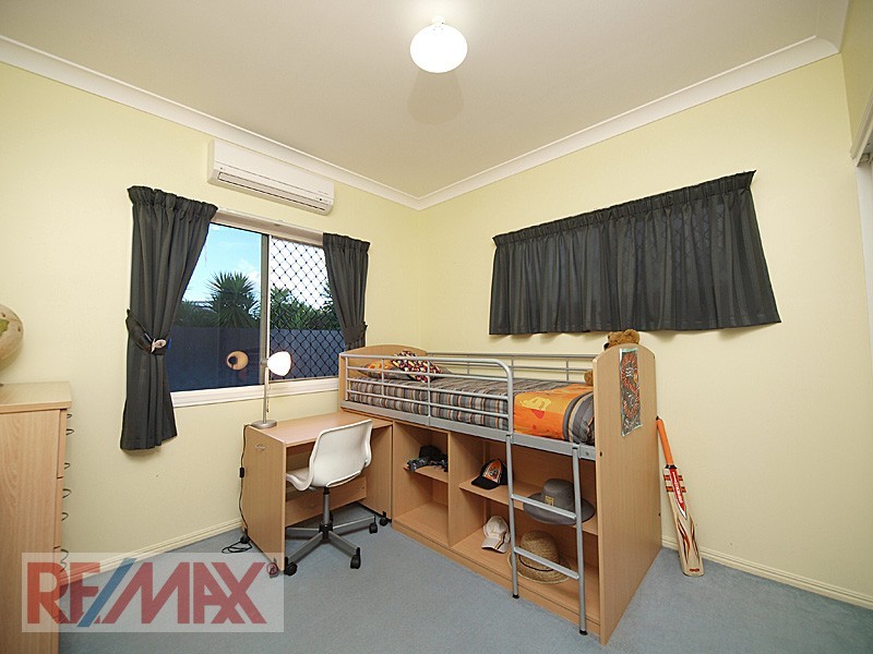 111 Saraband dve, Eatons Hill QLD 4037