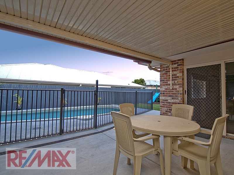 111 Saraband dve, Eatons Hill QLD 4037