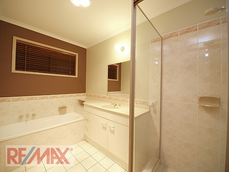 17 Lockyer Drive, Bray Park QLD 4500